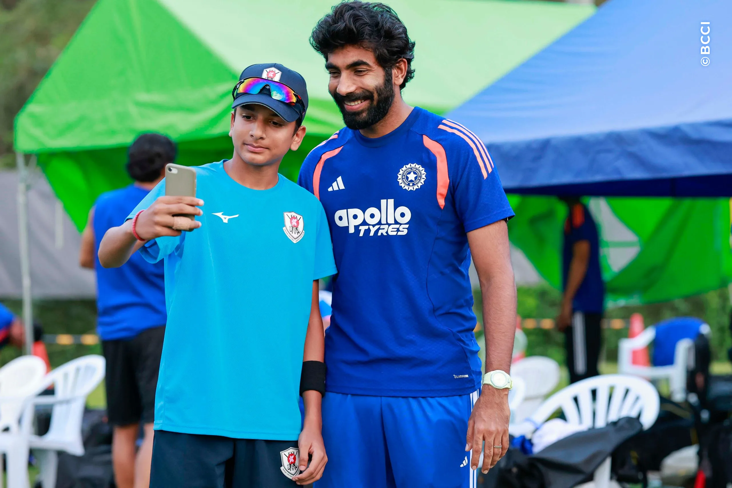 Kid with Jasprit Bumrah of India during the Only T20I match between Japan and India at Sano Cricket Ground, Sano, Japan, on September 22, 2026.

Photo:  Deepak Malik / CREIMAS for BCCI