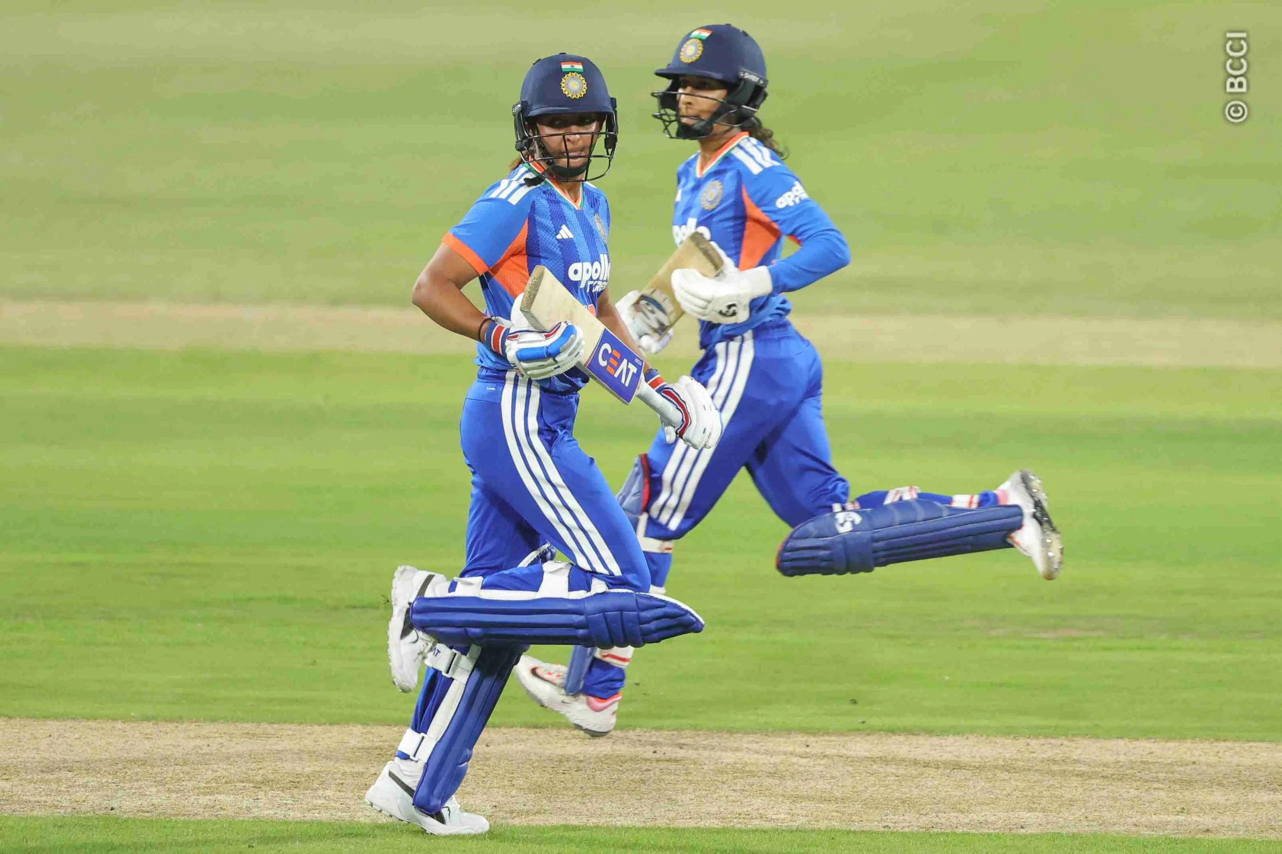 South Africa Women vs India Women 1st T20I — photo 19