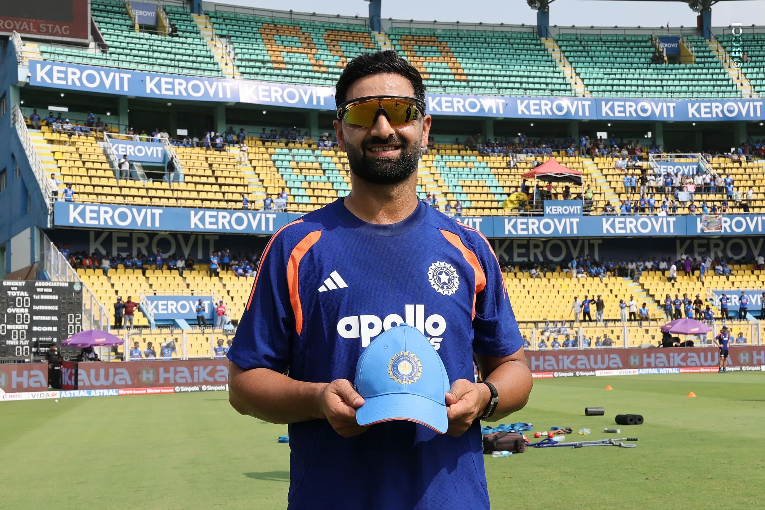 Auqib Nabi of India after his receiving debutant cap at the start of the 2nd ODI match between India and West Indies at the ACA Stadium, Barsapara, Guwahati, India on September 30, 2026.

Photo: Pankaj Nangia / CREIMAS for BCCI