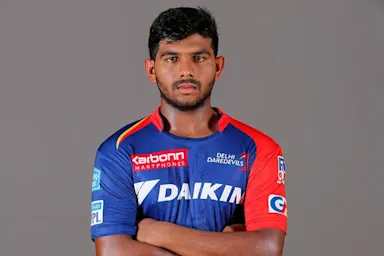 Young Herwadkar soaks in the IPL experience