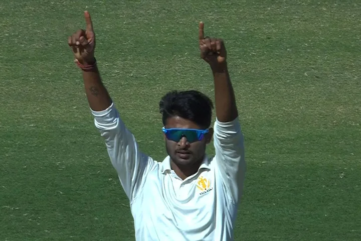 Gowtham takes six as Karnataka thrash Mumbai by an innings