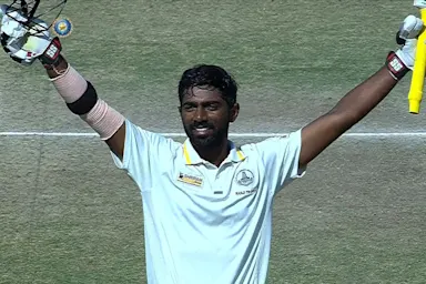 Bumrah, RP Singh power Gujarat into final