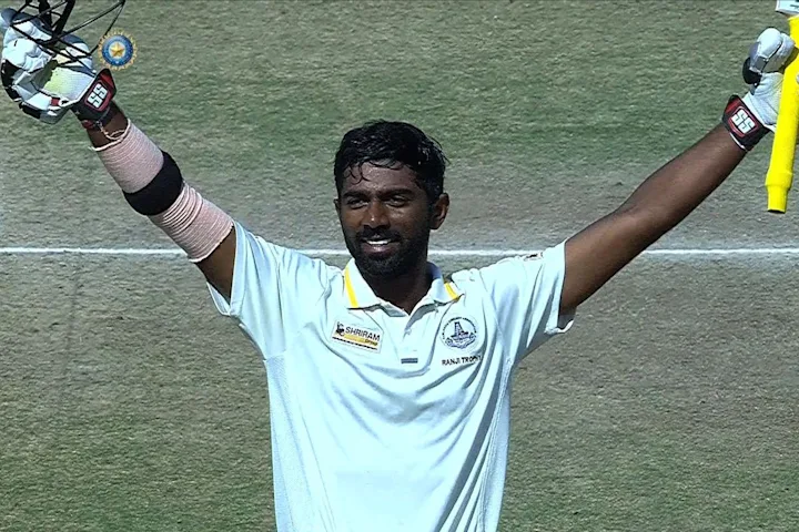 Bumrah, RP Singh power Gujarat into final