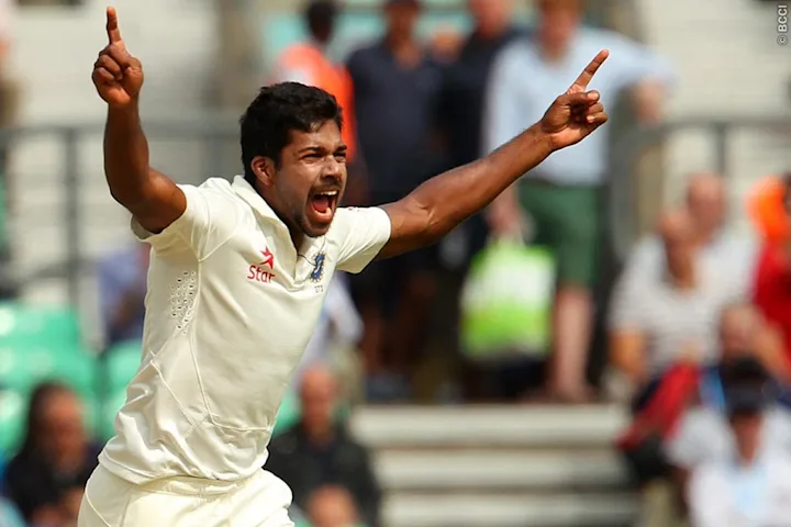 Varun Aaron claims four-for against Maharashtra