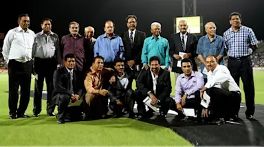 Ex-cricketers honoured in Pune