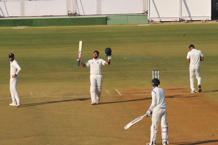 Centurion Shorey leads Delhi’s fightback