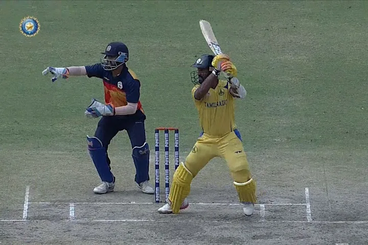 Tamil Nadu beat Baroda to enter final